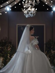 -伯瓷皇后婚纱艺术空间