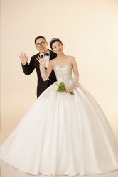 -MAO亲爱的猫婚纱摄影工作室