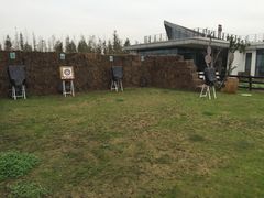 -田园东方蜜桃村的田野营地