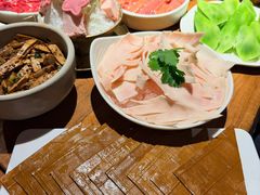 -城墙拐拐火锅(三峡广场黑金冠店)