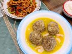 酸汤狮子头-鑫真味私房菜馆