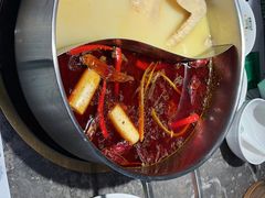 -禄婶鸡煲·打边炉