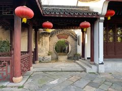 -丝绸小镇荻港古村