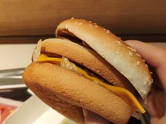 -麦当劳(中山公园龙之梦店)