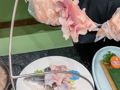 -得意咚瓜·顺德鱼生·冬瓜火锅(深圳首店)