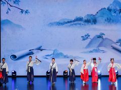 -蓝话筒·少儿成人演讲口才·主持朗诵·戏剧表演(大华第一坊店)