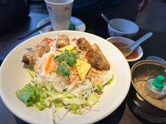 -大头虾越式风味餐厅(光明广场店)