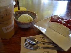 -莓园冰淇淋店