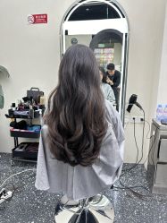 -Hair Co.一间沙龙