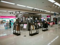 -孩子王(铁西万达店)