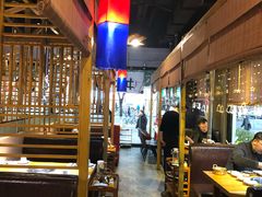 大堂-唯成•韩国炭火烤肉 유성고기