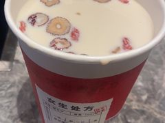 姜汁冰博克牛乳茶-炖物24章·顺时轻养茶(杭州大厦店)
