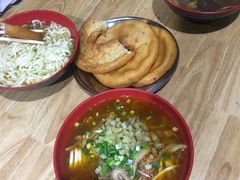 -魏旺湖北正宗牛肉面(硚口公园店)