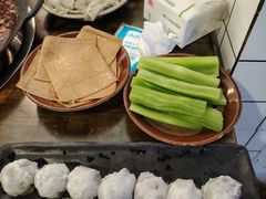 -黄潇洒老火锅(九眼桥宏济巷店)