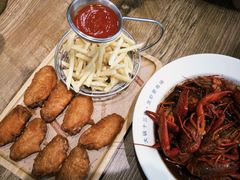 -叶派龙虾•招牌香辣蟹·海鲜(中海国际店)