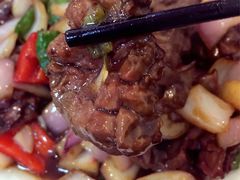 -余杨鸭鸭餐厅