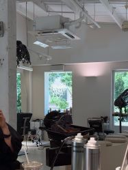 -SALON DE VANHADA