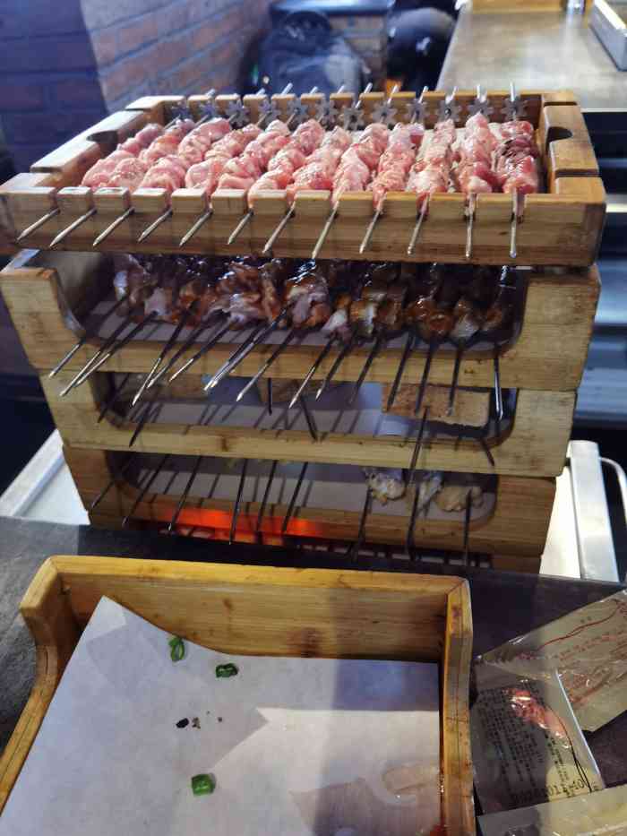 京a1990羊肉串(车站路店)-"想吃烤串很久了,这个周六终于拖上老公来打