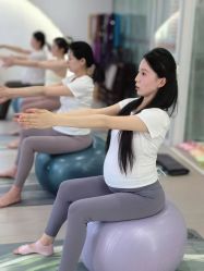 -爱尔乐美孕产瑜伽·普拉提