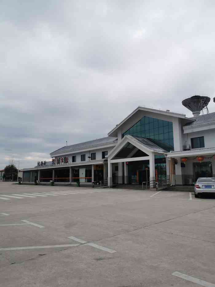 黎川服务区便利店-"我们从福建最北边驱车前往江西黎川吉城,途.