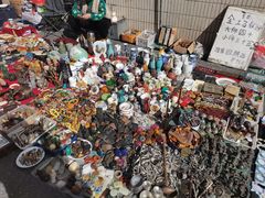 -云洲古玩城(大木桥路店)