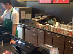 -星巴克(杭州西湖银泰1F店)