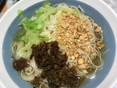 免辣担担面-懒人盐府人家(航天桥店)