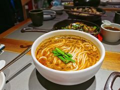 小锅米线-云海肴·汽锅鸡·云南菜(高德置地店)