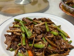 茶树菇炒牛肉-成惠食府(赤岗店)