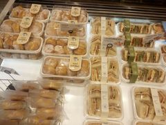 -PARIS BAGUETTE巴黎贝甜(周浦万达店)