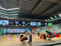 -极限PLAY运动娱乐新世界·团建派对潮玩休闲馆·室内蹦极高空游乐园