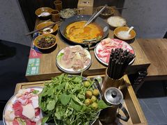 -贵厨酸汤牛肉(小十字店)