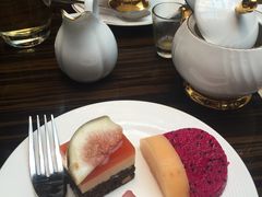 水果布朗尼蛋糕-行者书屋大堂吧 ·下午茶(南京圣和府邸酒店)