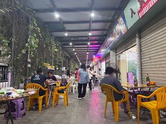 -蚝哥花姐湛江烤生蚝(美丽湾市场店)