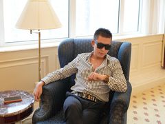 -深圳富苑皇冠假日套房酒店