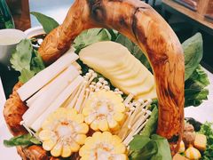 -东椰·海南椰子鸡火锅(朝阳门店)