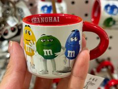 -m豆巧克力世界(上海世茂广场店)