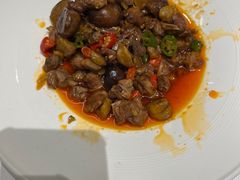 板栗烧乳鸽-琬苑鸽庄·川粤融合菜(解放碑总店)