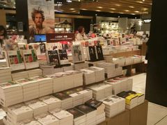 -诚品(信义店)