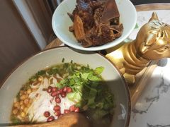 -百春原湖南牛肉粉(百联世纪店)