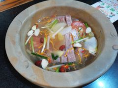 -抚仙湖生态石锅鱼野生菌(告庄店)