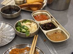 -围炉肉舍丹东海鲜烤肉·烤活鳗(步行街店)