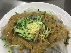 -屯老二农家铁锅炖·行业领军者(梅江店)