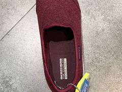 -SKECHERS 斯凯奇(上海国际时尚中心店)