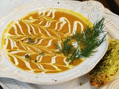 -Mark&Mars Restaurant