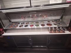 -左庭右院鲜牛肉火锅(浦江欢乐颂店)
