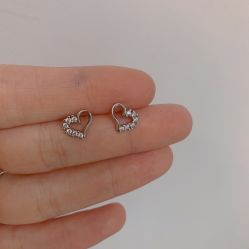 -AI艾耳·专业手工耳洞·穿孔美学馆