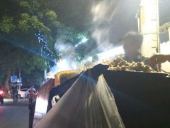 -碑亭巷老王柴火馄饨