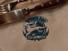 -鲨鱼美式餐厅酒吧Sharky