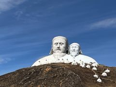 -可汗山